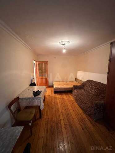 İcarəyə verilir 1 otaqlı köhnə tikili 35 m², İnşaatçılar m., photo 1 from 12