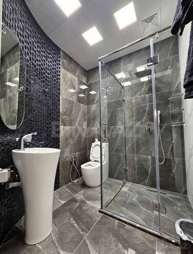 İcarəyə verilir 3 otaqlı yeni tikili 140 m², Nizami m., photo 12 from 31