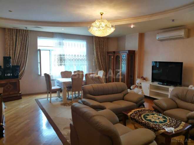 Сдаётся 3-комн. новостройка 140 м², м. Низами, photo 5 from 21