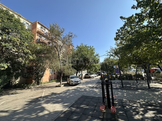 Продаётся 3-комн. вторичка 70 м², м. Халглар Достлугу, photo 1 from 17