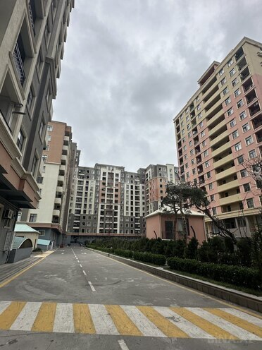 Продаётся 2-комн. новостройка 69 м², м. Кара Караев, photo 3 from 9