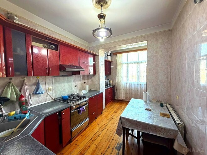 Продается 4-комн. вторичка 100 м², м. Кара Караев, photo 15 from 22