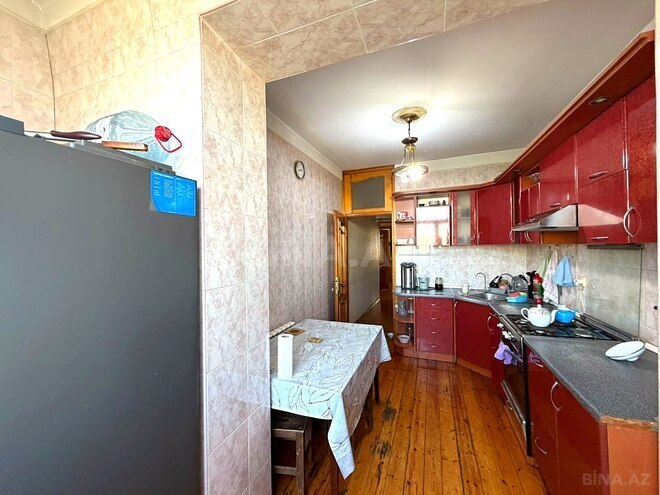 Продается 4-комн. вторичка 100 м², м. Кара Караев, photo 14 from 22