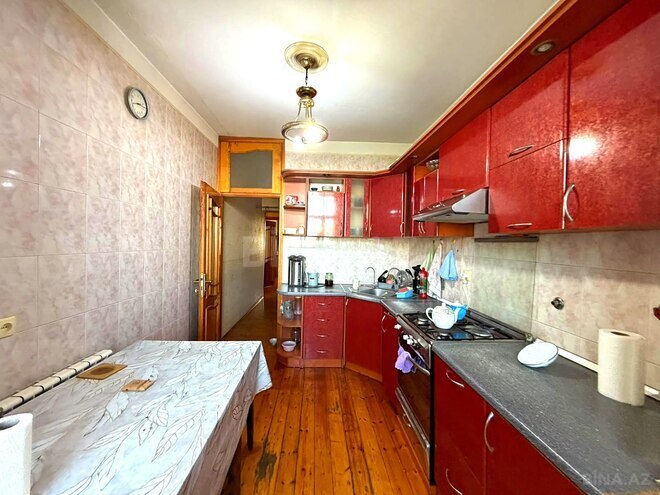 Продается 4-комн. вторичка 100 м², м. Кара Караев, photo 16 from 22