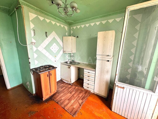 Satılır 3 otaqlı köhnə tikili 75 m², Qara Qarayev m., photo 13 from 17