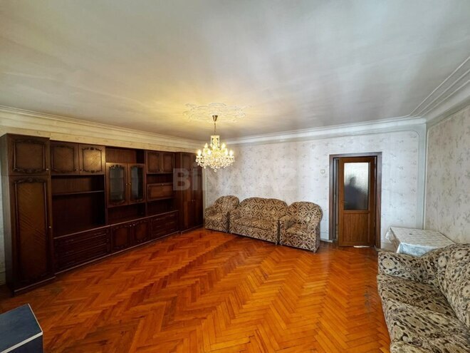 Satılır 4 otaqlı köhnə tikili 110 m², 28 May m., photo 4 from 14