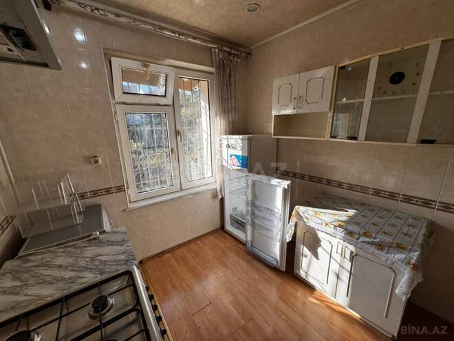 Satılır 4 otaqlı köhnə tikili 110 m², 28 May m., photo 10 from 14