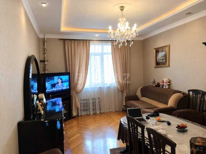 İcarəyə verilir 4 otaqlı köhnə tikili 100 m², 28 May m., photo 1 from 10