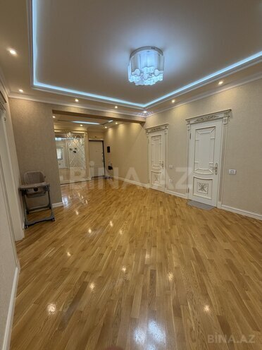Продается 3-комн. новостройка 133 м², м. Ази Асланов, photo 11 from 23