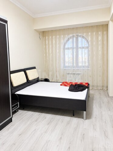 Продаётся 2-комн. новостройка 75 м², м. Иншаатчылар, photo 5 from 11