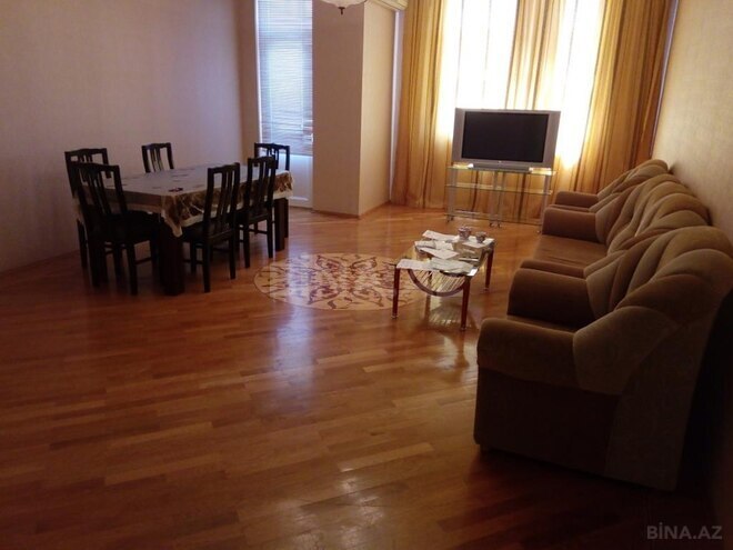 İcarəyə verilir 3 otaqlı yeni tikili 145 m², 8 Noyabr m., photo 1 from 13