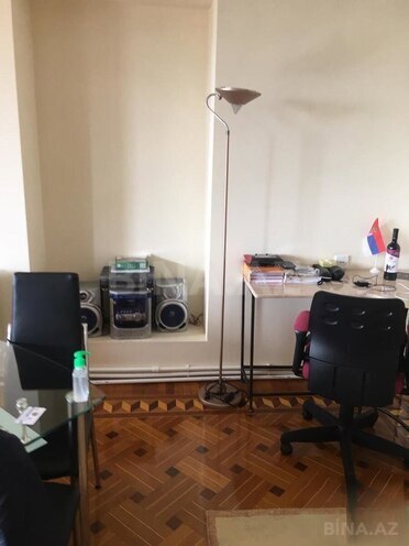 İcarəyə verilir 2 otaqlı köhnə tikili 70 m², Sahil m., photo 13 from 19