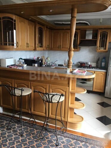 İcarəyə verilir 2 otaqlı köhnə tikili 70 m², Sahil m., photo 11 from 19