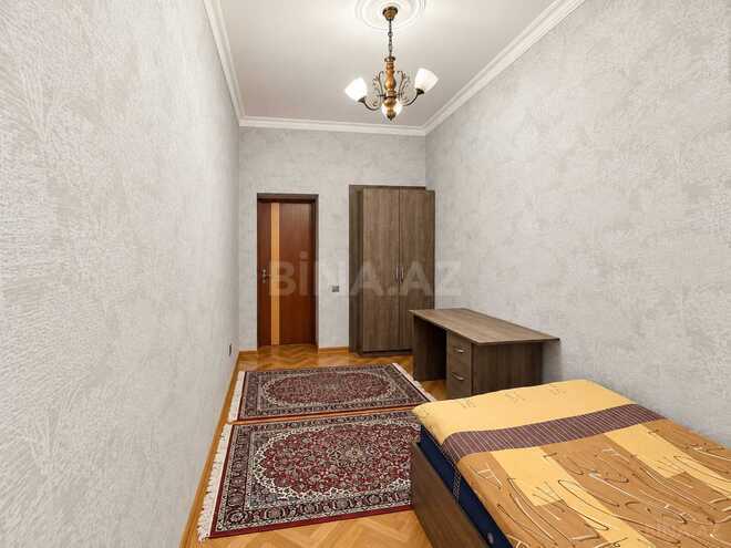 Продается 3-комн. вторичка 92 м², Насиминский  р., photo 18 from 32