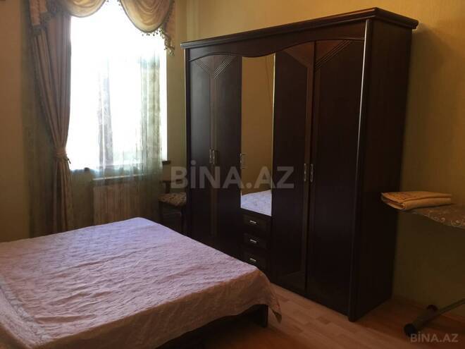 İcarəyə verilir 2 otaqlı köhnə tikili 70 m², Bayıl q., photo 5 from 15