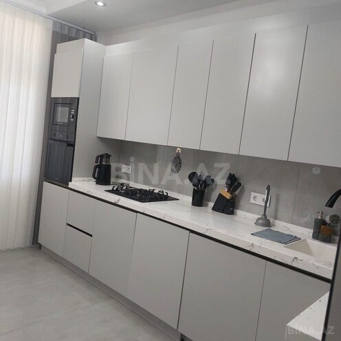 Сдается 3-комн. новостройка 130 м², photo 4 from 10