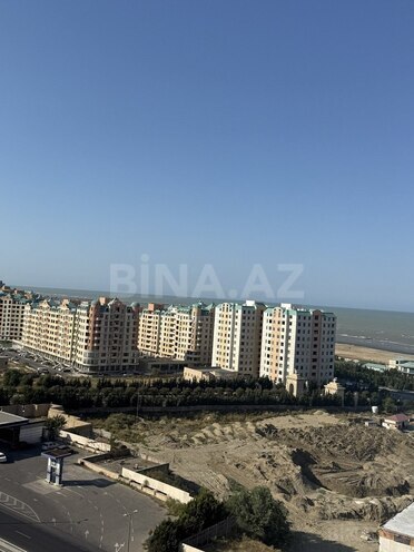 Сдается 3-комн. новостройка 130 м², photo 8 from 10