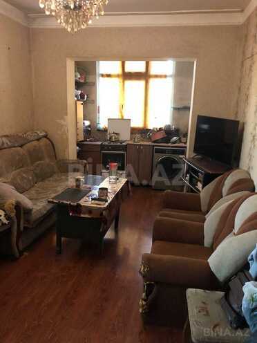 Продаётся 2-комн. вторичка 35 м², м. Ахмедлы, photo 1 from 12