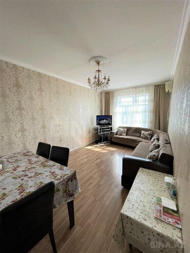 Продаётся 3-комн. вторичка 75 м², м. Ази Асланов, photo 1 from 18