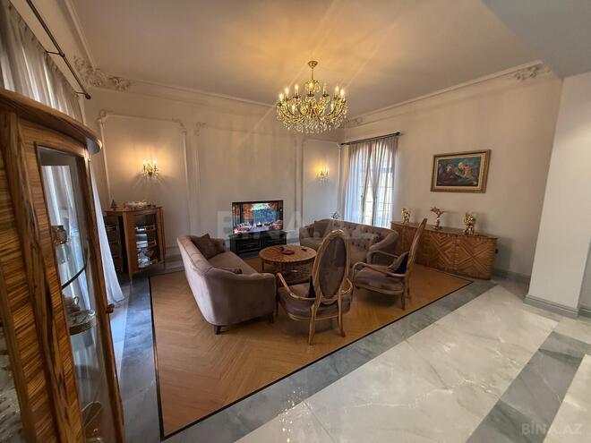 Продаётся 8-комн. дом/дача 450 м², пос. Бадамдар, photo 11 from 32
