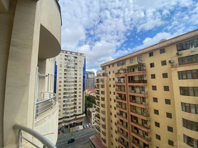 Satılır 4 otaqlı yeni tikili 220 m², 28 May m., photo 24 from 26