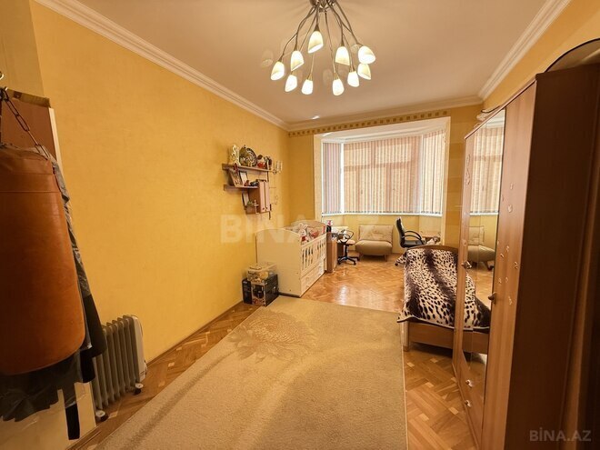 Satılır 4 otaqlı yeni tikili 175 m², İnşaatçılar m., photo 17 from 31