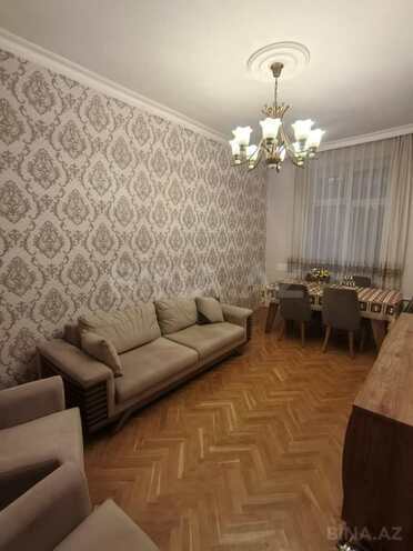 Продается 2-комн. вторичка 65 м², м. Элмляр Академиясы, photo 4 from 21