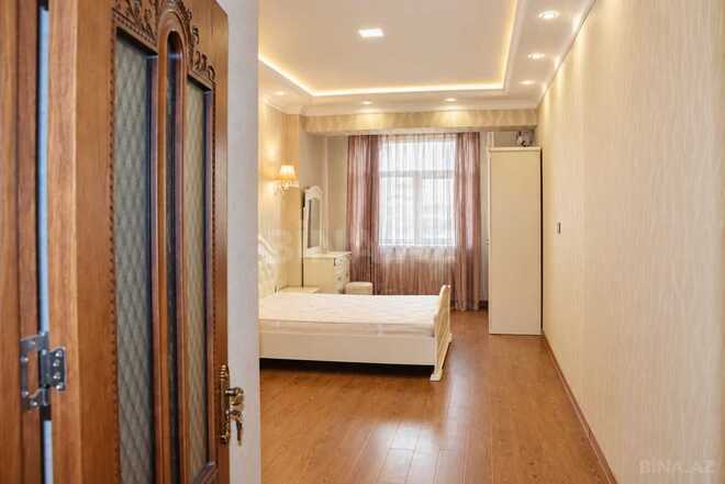 Сдаётся 3-комн. новостройка 150 м², м. Элмляр Академиясы, photo 12 from 18