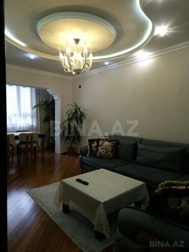 Продаётся 3-комн. вторичка 95 м², м. Халглар Достлугу, photo 3 from 17