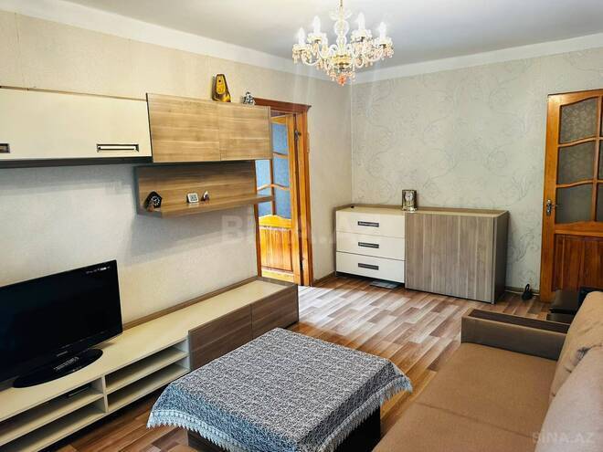 Продается 2-комн. вторичка 40 м², м. Кара Караев, photo 6 from 14