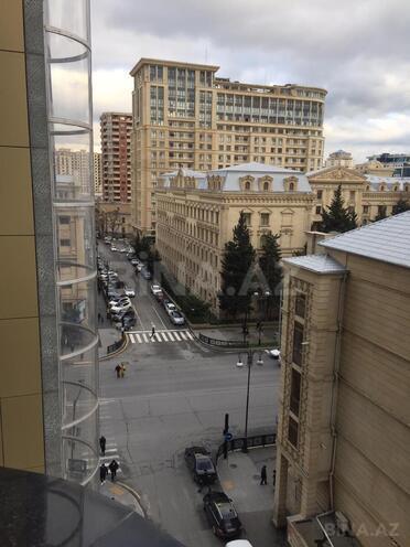 Сдается 3-комн. новостройка 280 м², м. Низами, photo 16 from 17