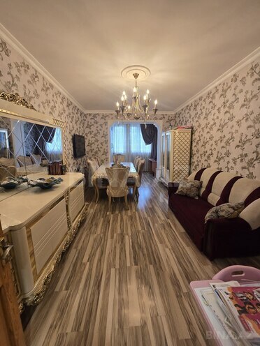 Продаётся 4-комн. вторичка 85 м², м. Ази Асланов, photo 1 from 17