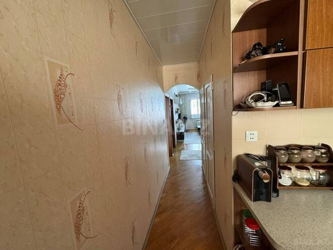 Продаётся 3-комн. вторичка 75 м², Бинагадинский р., photo 12 from 25