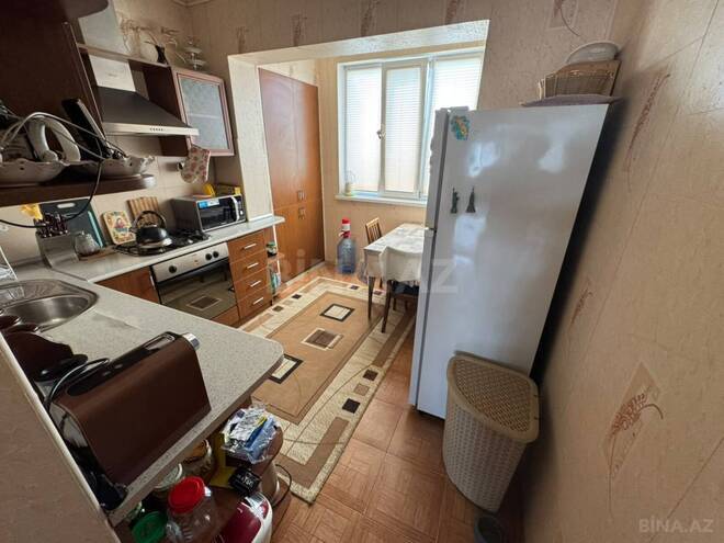 Продаётся 3-комн. вторичка 75 м², Бинагадинский р., photo 6 from 25