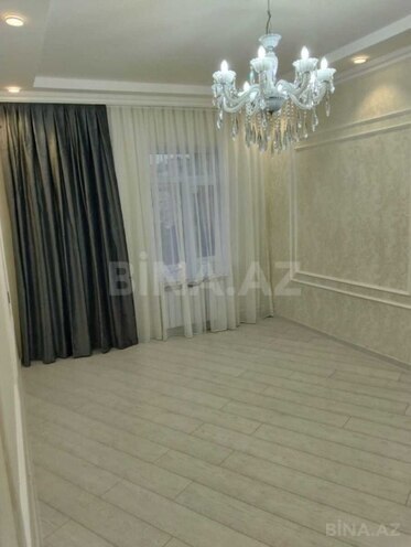 Satılır 2 otaqlı köhnə tikili 45 m², Qaraçuxur q., photo 1 from 13