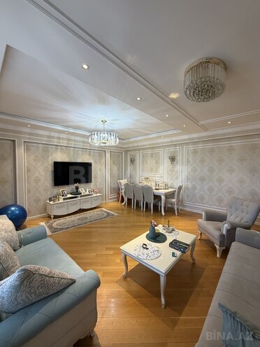 Продаётся 3-комн. новостройка 137 м², Бинагадинский р., photo 1 from 28
