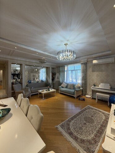 Продаётся 3-комн. новостройка 137 м², Бинагадинский р., photo 5 from 28