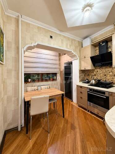 Satılır 3 otaqlı köhnə tikili 85 m², Xalqlar Dostluğu m., photo 9 from 14