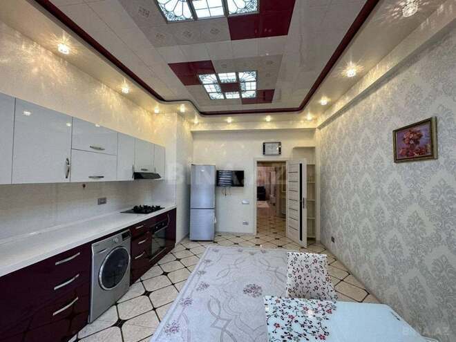 Сдается 2-комн. новостройка 95 м², Хатаинский р., photo 8 from 12
