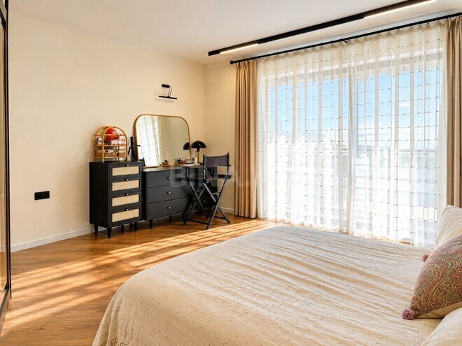 Satılır 2 otaqlı köhnə tikili 95 m², Bakıxanov q., photo 12 from 15