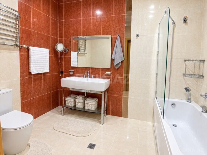 Сдаётся 3-комн. новостройка 130 м², м. 28 мая, photo 8 from 13