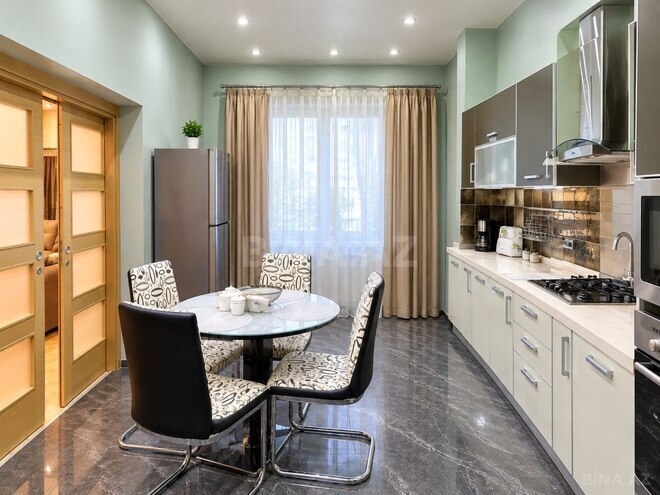 Сдаётся 3-комн. новостройка 130 м², м. 28 мая, photo 6 from 13
