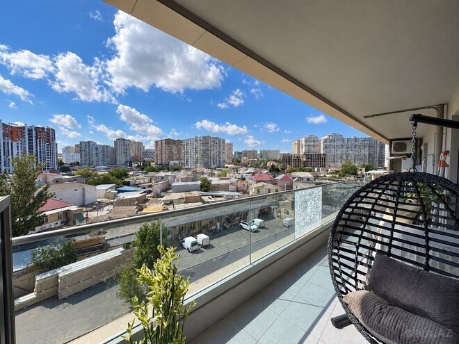 Продается 3-комн. новостройка 150 м², м. 8 ноября, photo 1 from 17