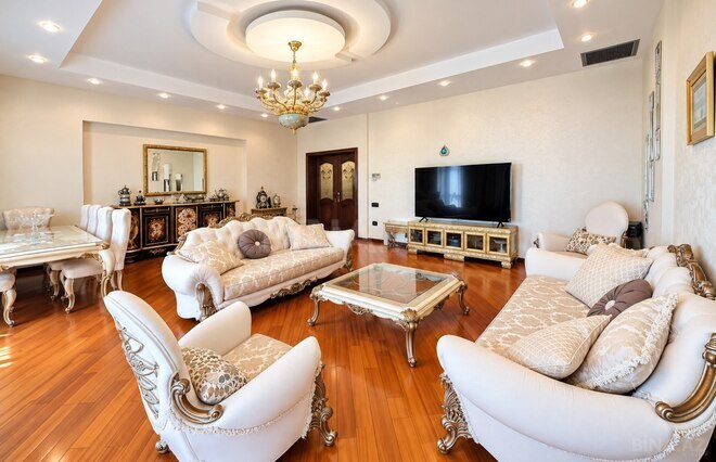 Satılır 5 otaqlı yeni tikili 280 m², Nizami m., photo 1 from 32