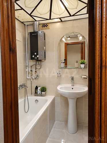 Продаётся 2-комн. вторичка 50 м², м. Азадлыг проспекти, photo 8 from 10