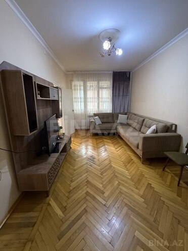 Satılır 2 otaqlı köhnə tikili 55 m², Memar Əcəmi m., photo 3 from 11