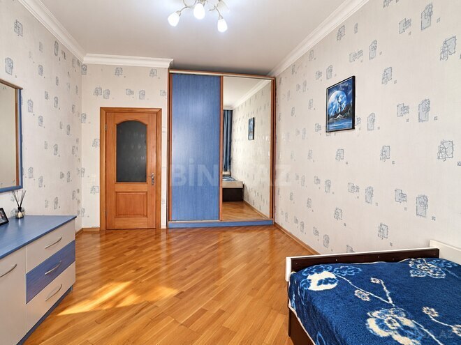 Сдаётся 3-комн. новостройка 130 м², м. Низами, photo 9 from 14
