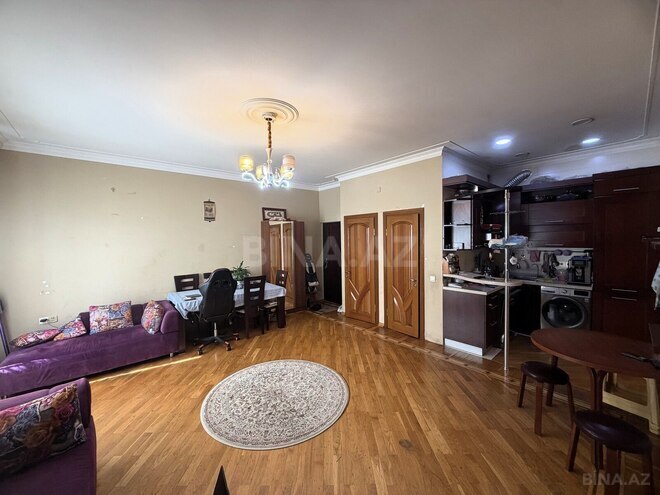 Продаётся 1-комн. вторичка 70 м², м. Шах Исмаил Хатаи, photo 1 from 14