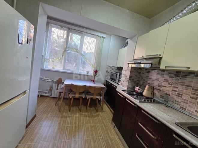 Продаётся 3-комн. вторичка 80 м², Хатаинский р., photo 8 from 11