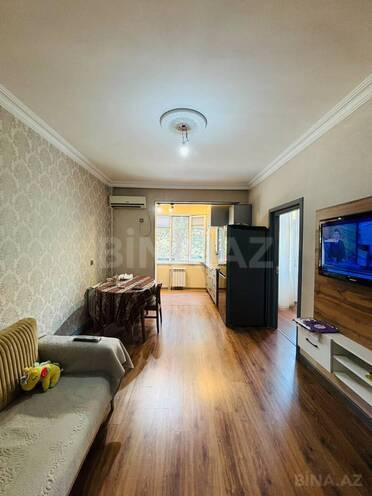Satılır 3 otaqlı köhnə tikili 51 m², Bakıxanov q., photo 3 from 14